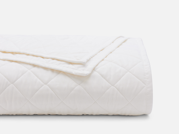 Classic Quilt, White / Twin